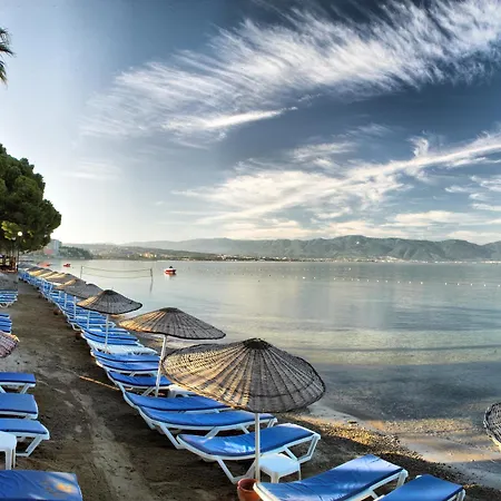 ホテル Omer Prime 3*